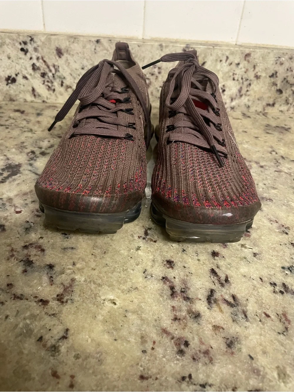Nike Woman’s VaporMax Flyknit sneaker shoes Maroon Accents plum Eclipse  9.5